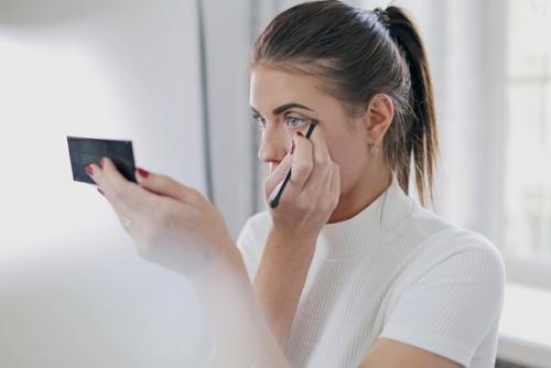 Пошаговый урок по нанесению макияжа - трансформера от эксперта L'Or? 06 Пошаговый урок по нанесению макияжа - трансформера от эксперта L'Or? 06