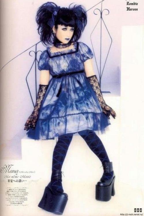 Готическая Лолита.   Лолита модный стиль в одежде в современной Японии невероятно. 03 Готическая Лолита.   Лолита модный стиль в одежде в современной Японии невероятно. 03