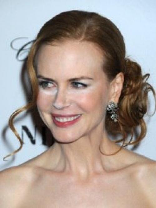 Основные принципы.  Как правило, именно на макияж глаз уходит больше всего времени. 03