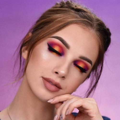 Тренд осеннего сезона - макияж глаз Sunset Eyes, который имитирует солнечный закат. 01