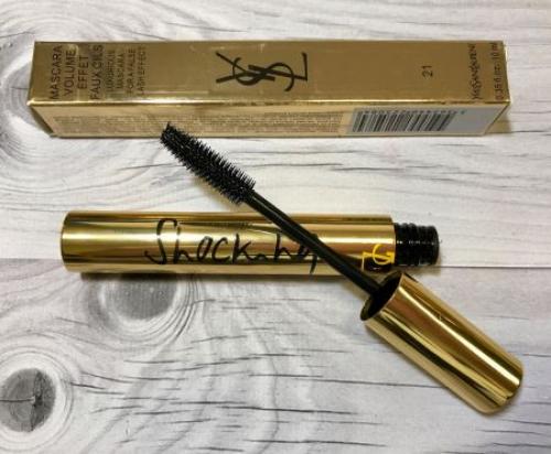 Я очень благодарна вам за то, что вы меня всегда поддерживаете в трудную минуту, любите меня такой, какая я есть. 04 Я очень благодарна вам за то, что вы меня всегда поддерживаете в трудную минуту, любите меня такой, какая я есть. 04