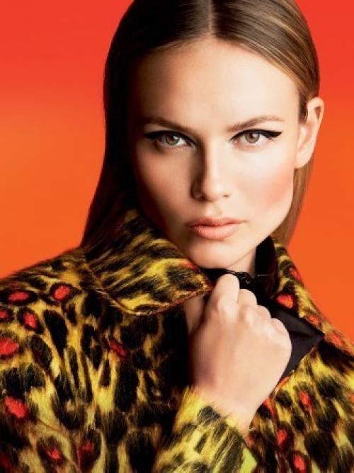 Вы, русские, более экспрессивны, ваш макияж спонтанный - сегодня так, завтра по-другому. 05