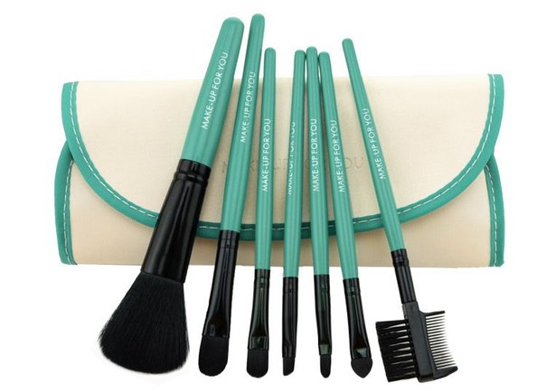 Кисти для макияжа: как их выбирать. 09 Кисти для макияжа: как их выбирать. 09