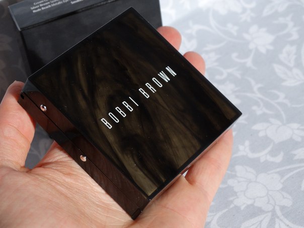 Осенняя новинка от Bobbi Brown в наличии. 01 Осенняя новинка от Bobbi Brown в наличии. 01