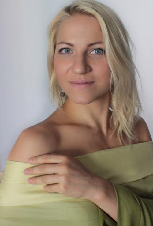 Что говорит о женщине ее макияж? 02