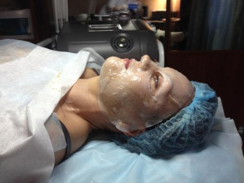 Анна лотан зеленый пилинг. Порошкообразный абразивный пилинг Anna Lotan для отшелушивания верхнего слоя эпидермиса.