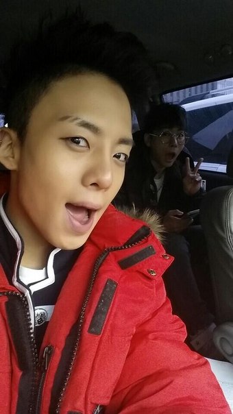 Twitter 140119 - 140121 Official Twitter update. 08