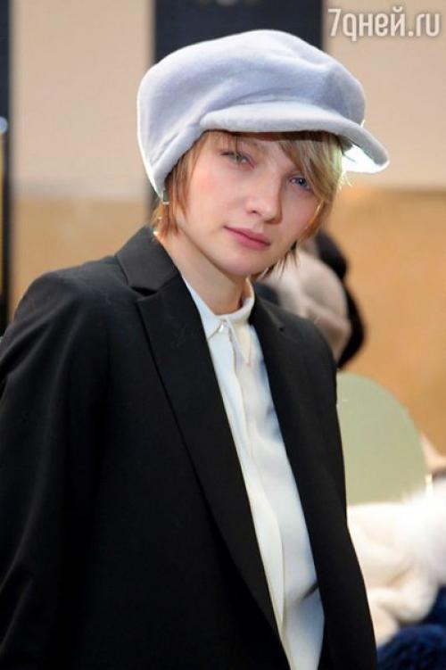 Вилковаекатерина. Новостиактрис. Мы выбираем меховую шапку, которая не только согреет, но и украсит. 02 Вилковаекатерина. Новостиактрис. Мы выбираем меховую шапку, которая не только согреет, но и украсит. 02