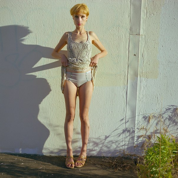 Меня очень вдохновляет большая красота женщины. 09