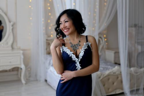 Смотрела я на Жанну во время съемки и думала: да, наверно такая должна быть современная восточная женщина! 09