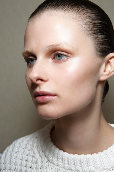 3 антитренда в вечернем макияже и прическах. 06