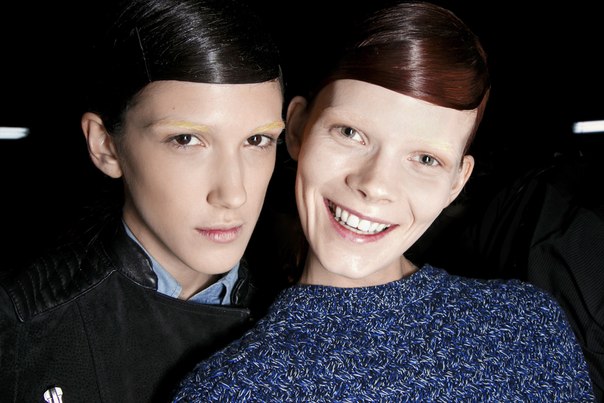 3 антитренда в вечернем макияже и прическах. 04