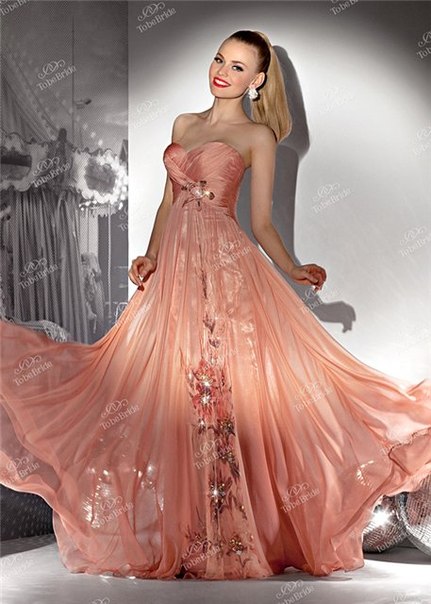 Рейтинг. 100%. В последнее время персиковое платье достаточно трудно увидеть в женском гардеробе. 02 Рейтинг. 100%. В последнее время персиковое платье достаточно трудно увидеть в женском гардеробе. 02