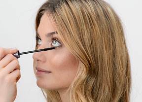 Макияж в золотых тонах. 03