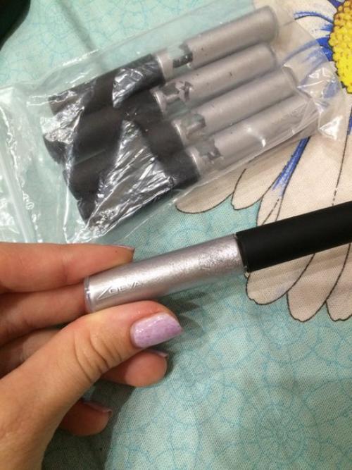 Отдам профессиональные инструменты для макияжа, немецкого бренда - Zoeva, и два крема, немецкой марки - Balea. 07