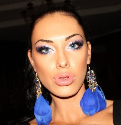 Стильные штучки от малинской: как правильно наносить вечерний макияж (с). 03 Стильные штучки от малинской: как правильно наносить вечерний макияж (с). 03