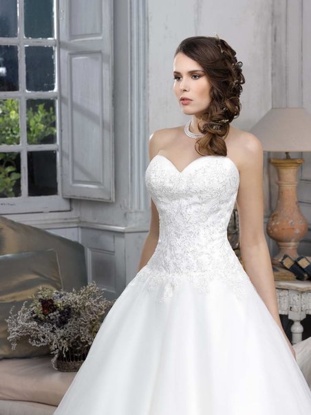 Вашему вниманию мы представляем работы наших визажистов для моделей свадебного салона Http://vk.com/id77813838. 04