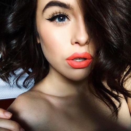 Губы - финальный штрих макияжа. 03