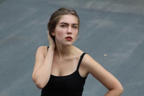 И так нечего написанно не было, лан не страшно хоть фото более менее качественное с вами поясняет_босс. 01