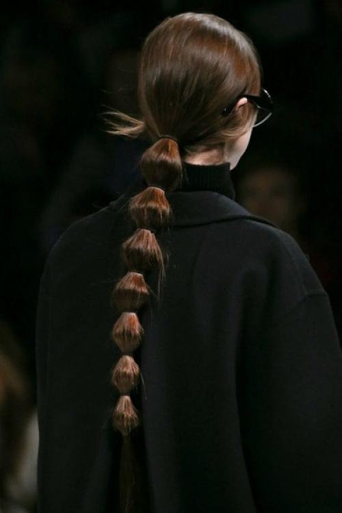 10 способов носить низкий хвост. 03