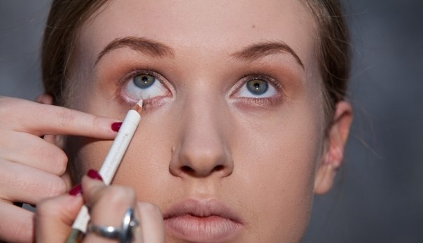 Техника Nude макияжа пошагово. 06