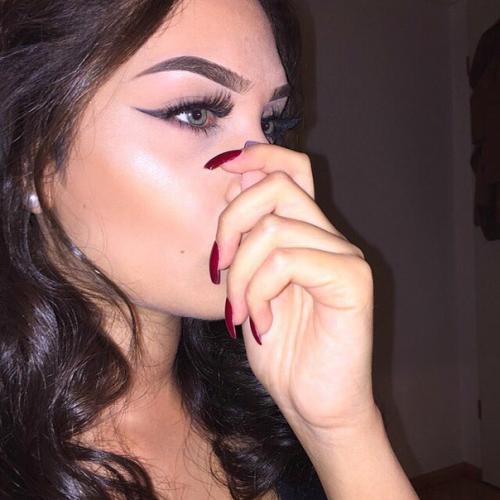 Как создать сияние без хайлайтера? 01