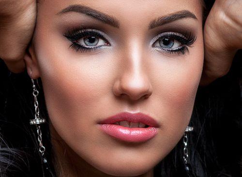 Как наносить макияж брюнеткам правильно, чтобы он не был вызывающим? 01 Как наносить макияж брюнеткам правильно, чтобы он не был вызывающим? 01