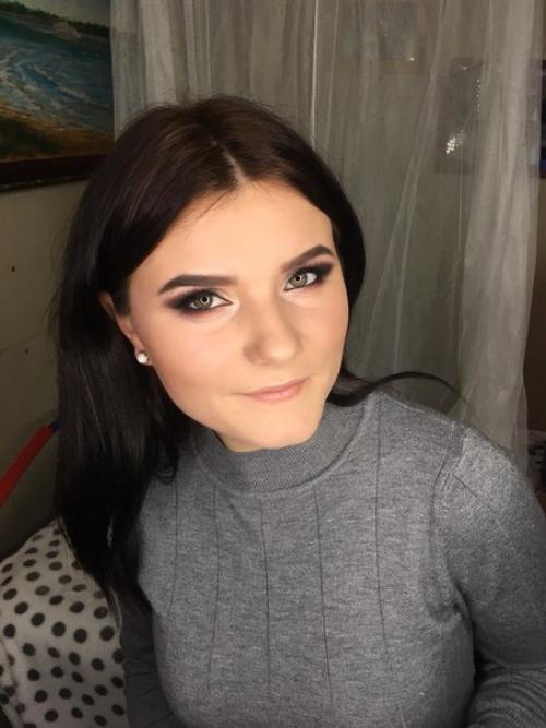 Оцените мейк, для фотосессии (вообще это к категории исправленных косяков в работе? 05