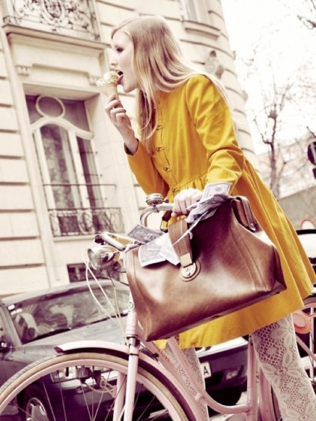 С чем носить коричневую сумку: учимся составлять удачные ансамбли. 05