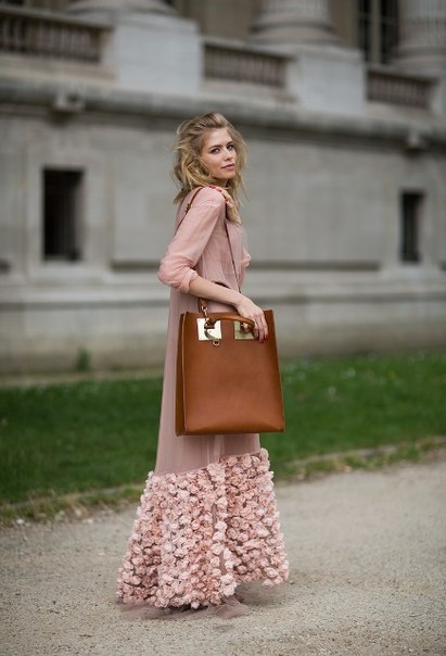 С чем носить коричневую сумку: учимся составлять удачные ансамбли. 04