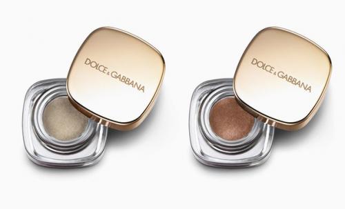 Выходные в самом разгаре, а мы знакомим вас, красотки с новостями косметики от самым известных брэндов! 02