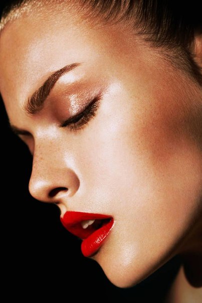 Девочки!  Большая сенсация! 06