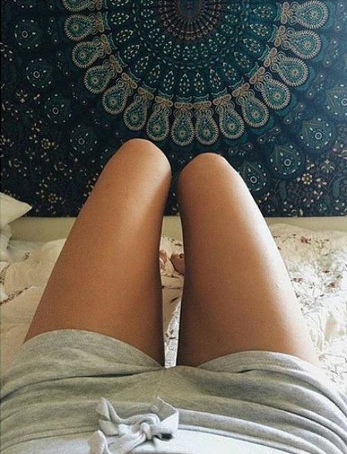 Популярные позы, которые сделают ваш Instagram круче? 06 Популярные позы, которые сделают ваш Instagram круче? 06