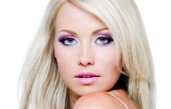 *вечерний - в отличие от дневного макияжа в создании вечернего макияжа основное внимание уделяется не только губам, но еще и глазам. 04