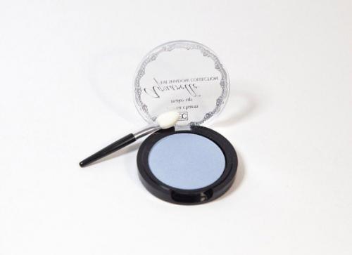 Свежесть и лёгкость чаще всего характеризуются с голубым цветом? 01