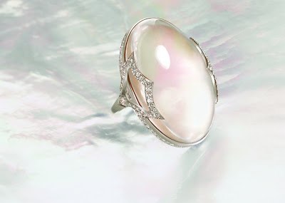 #Styleleighton.  В 2010 году Лейтон посетила премьеру нового фильма Romantics. 07