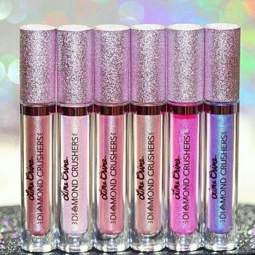 Группа. Loveliness косметика? 01