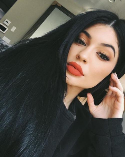 Популярные позы, которые сделают ваш Instagram круче? 01 Популярные позы, которые сделают ваш Instagram круче? 01