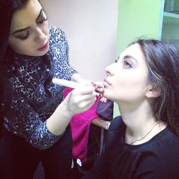 Хочу наверное рассказать немного о себе, людям которые меня плохо знают, либо тем кто только зашел на мою последнюю страницу, или хочет воспользоваться моими услугами. 01