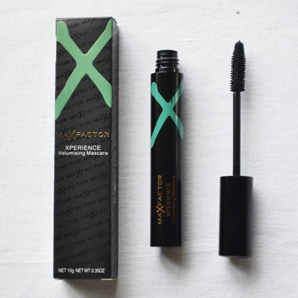 Собственная акция!  При покупке любой туши карандаш для глаз в подарок! 04