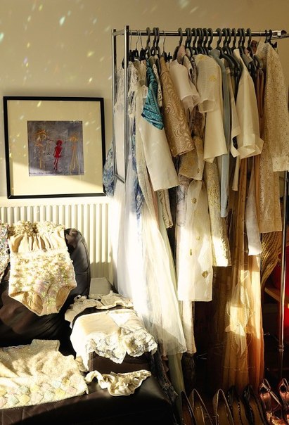 Сегодня мы взяли интервью у Розеллы ванон, профессионального Fashion фотографа из Великобритании. 02 Сегодня мы взяли интервью у Розеллы ванон, профессионального Fashion фотографа из Великобритании. 02