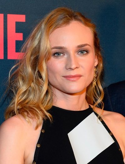 10 знаменитостей, которые сами делают себе макияж. 02