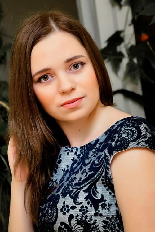 Необходим макияж на важное мероприятие или фотосессию, тогда вам к нам стоимость от 600 р. 05