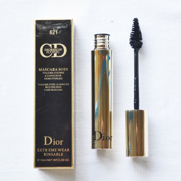 Собственная акция!  При покупке любой туши карандаш для глаз в подарок! 03