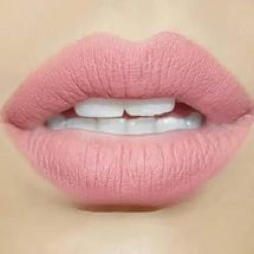 Так в какие же цвета стоит красить губы в 2015 году? 01