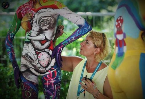 Боди - арт (англ. 04