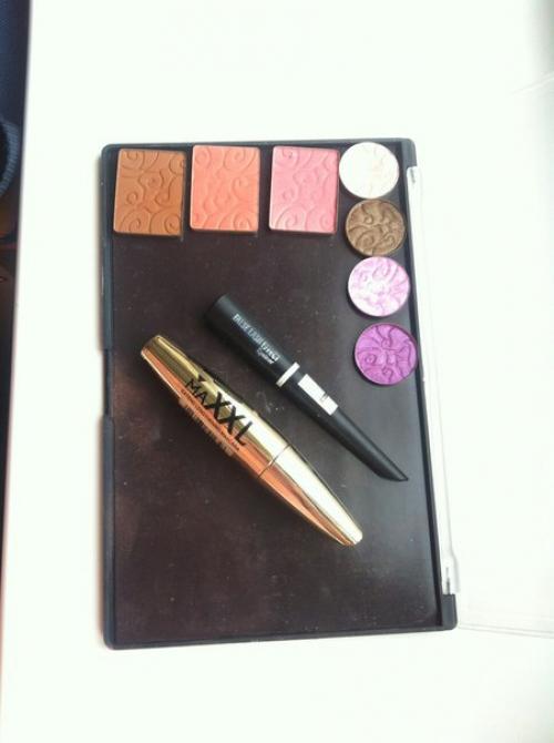 Продам косметику лотами, все вопросы в лс. 01