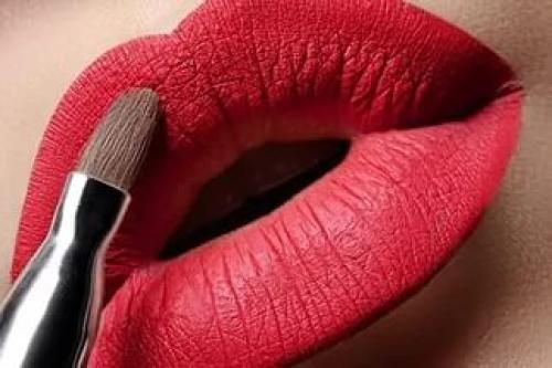 Так в какие же цвета стоит красить губы в 2015 году? 02