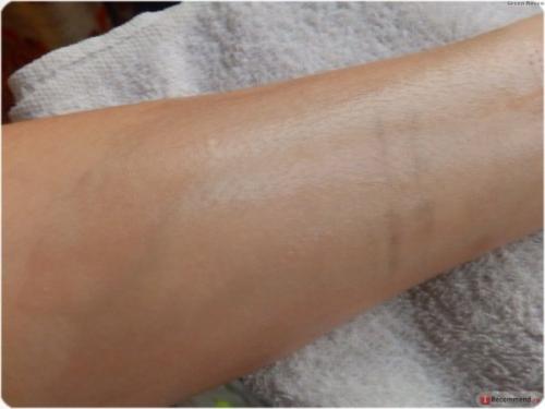 Средство для удаления водостойкого макияжа с глаз Nivea для чувствительной кожи. 07 Средство для удаления водостойкого макияжа с глаз Nivea для чувствительной кожи. 07