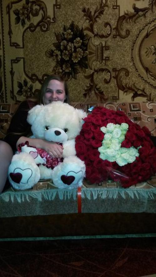 Проснувшись рано утром, и сидя на краю кровати, я стал спрашивать себя, что такое любовь? 02